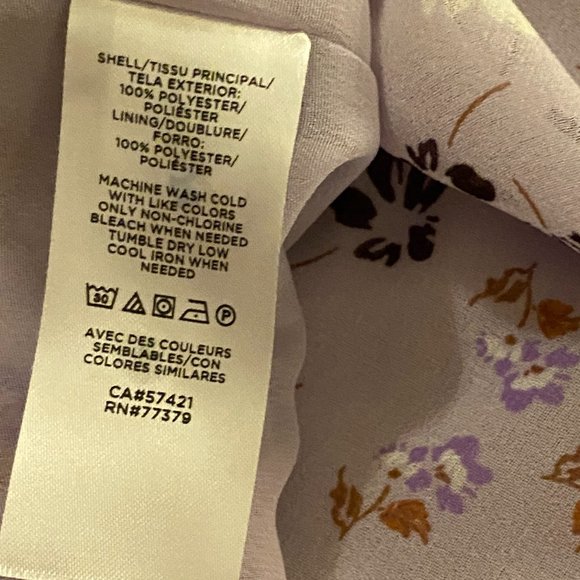 FLORAL RUFFLE NECK TOP - Picture 5 of 8